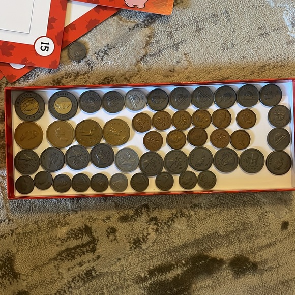 Learning Resources Money Pattern Cards and Counters - Picture 5 of 7